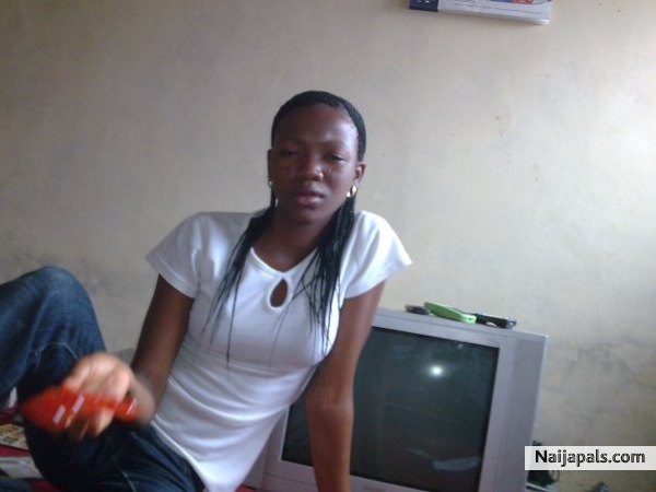 am a simple easy goin girl,like to mak friends but never tolerate non-sense - click for next photo