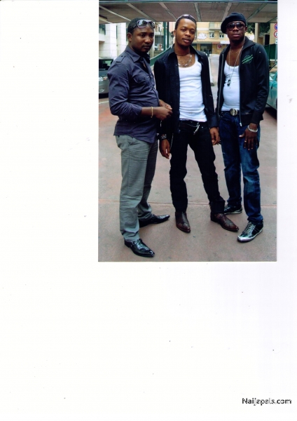  - click for next photo