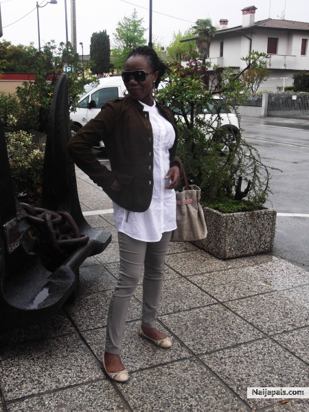  - click for next photo