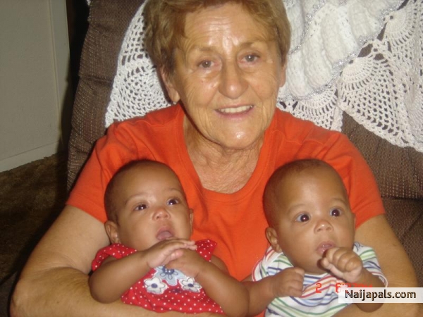 MY MUM AND THE TWINS - click for next photo