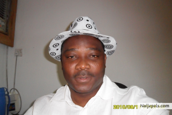 Olusegun Olasubomi Akinpelumi - click for next photo