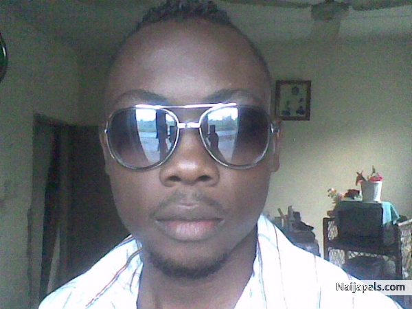 fineboy - click for next photo