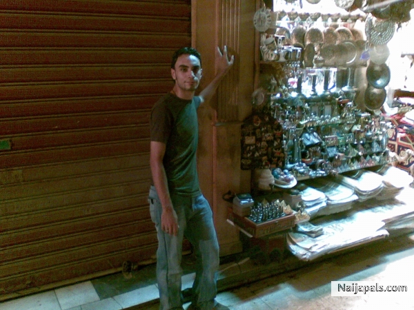  - click for next photo
