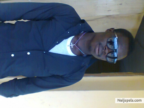 Am here on naijapals so lets rock d show. - click for next photo
