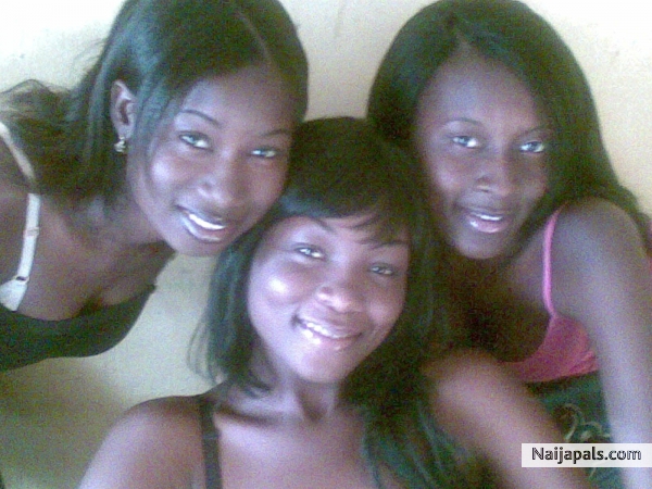 ma home gals....rite ..cousin... - click for next photo