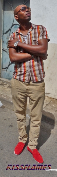  - click for next photo