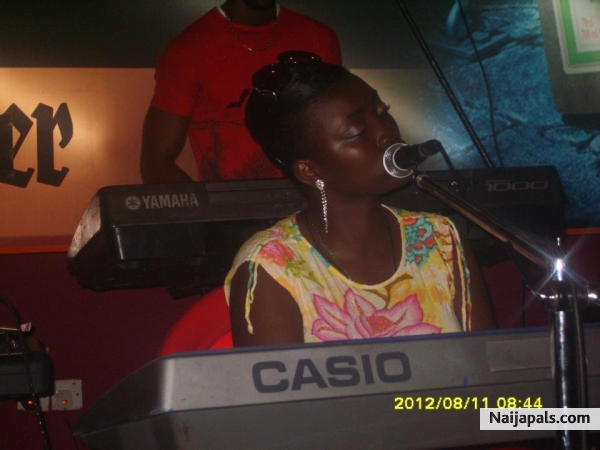 inspire on the piano - click for next photo