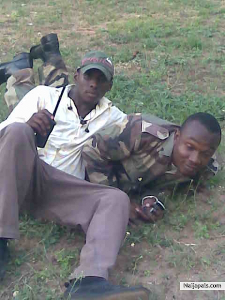 Can u pin a man comfortably and stil pretend ure holding nothing? - click for next photo