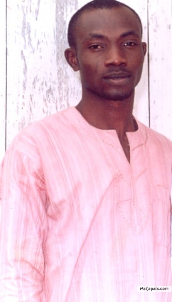  - click for next photo
