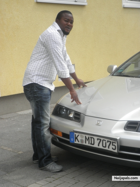  - click for next photo