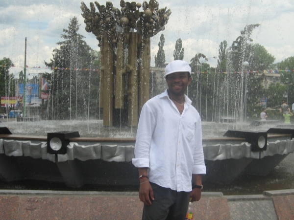  - click for next photo