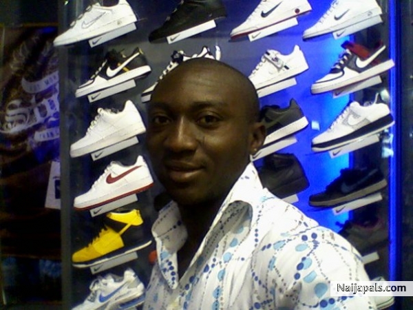  - click for next photo