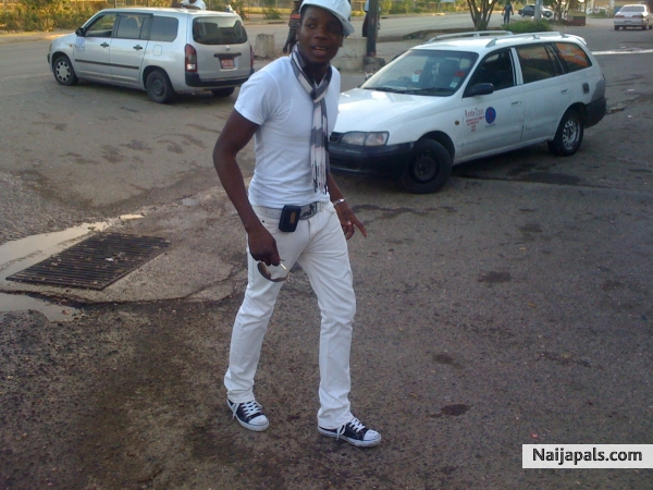  - click for next photo