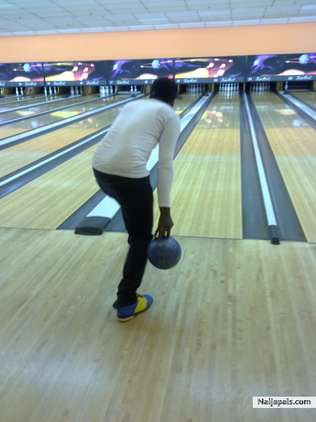 bowling - click for next photo