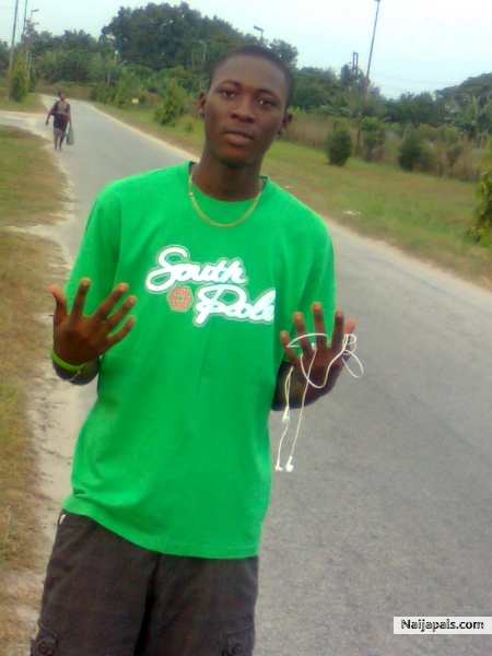  - click for next photo
