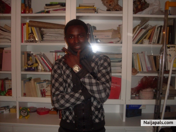  - click for next photo