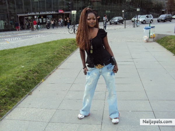  - click for next photo