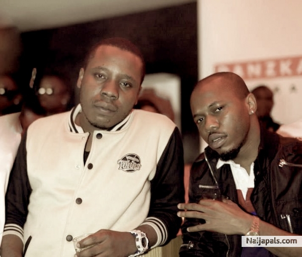 chilling with my hommie larry - click for next photo