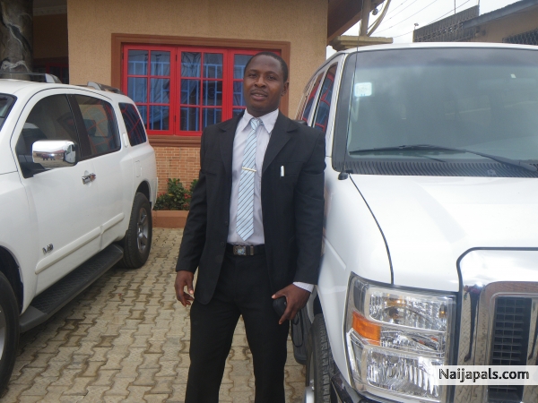 tunde - click for next photo