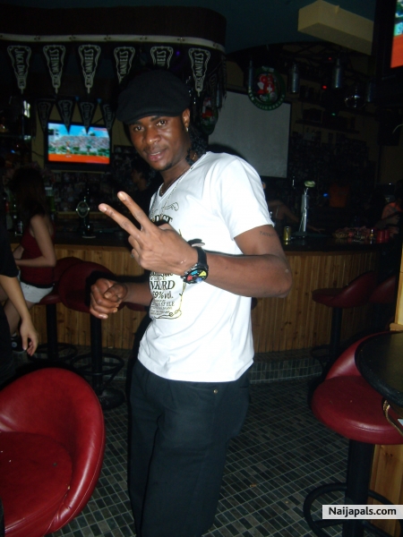  - click for next photo