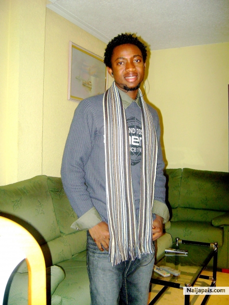  - click for next photo
