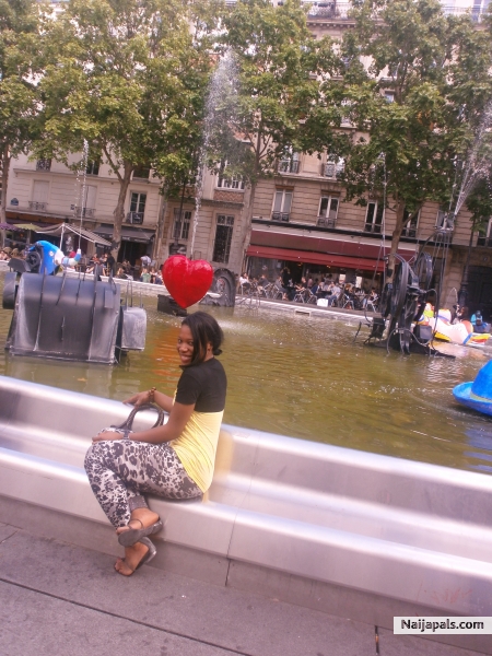  - click for next photo