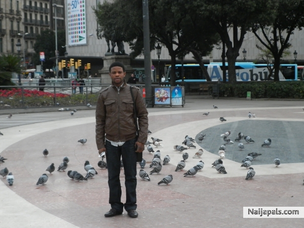  - click for next photo