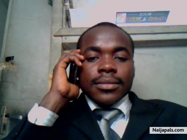 i in bros' s office - click for next photo