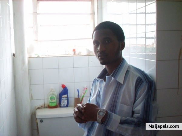 bathroom pic - click for next photo