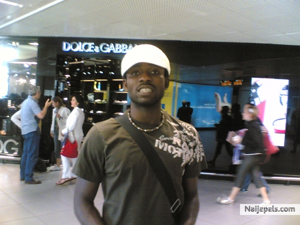  - click for next photo