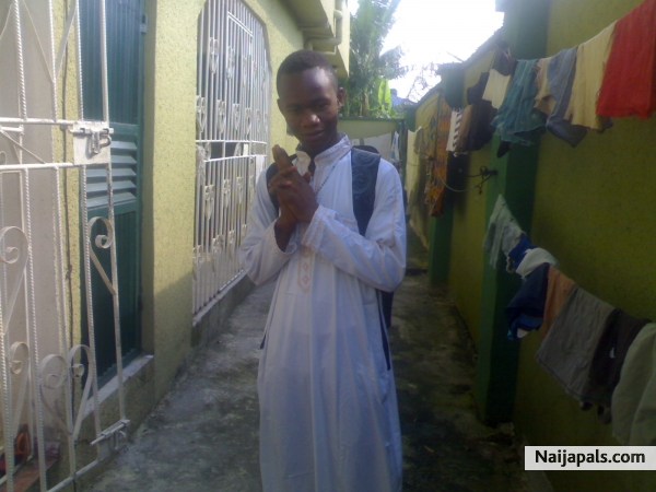  - click for next photo