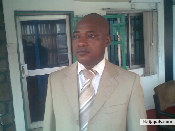 Tunde - click for next photo
