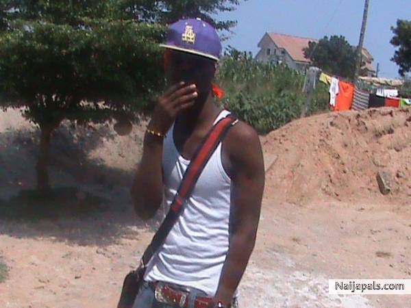 - click for next photo