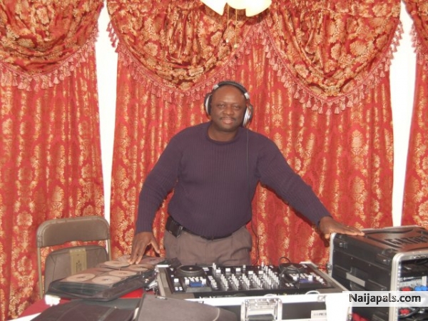 djjames - click for next photo