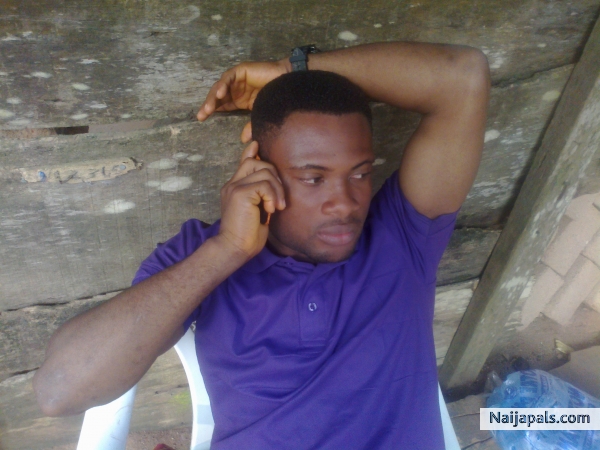 on d track,,,,moni on my way - click for next photo