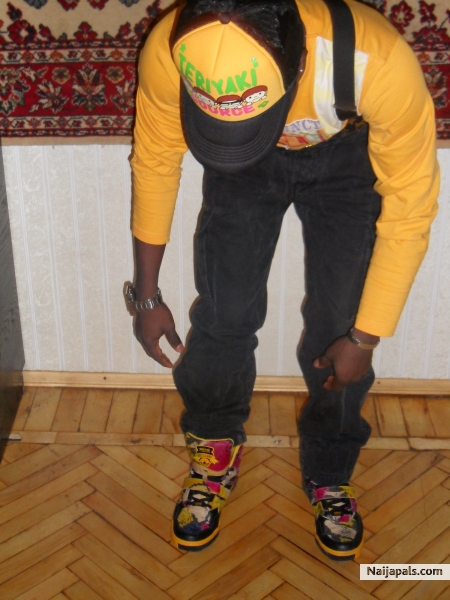  - click for next photo