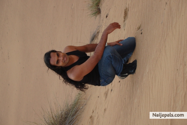 Arabian desert safari - click for next photo