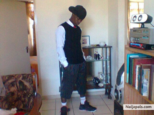  - click for next photo