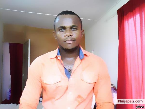de man of confidence - click for next photo