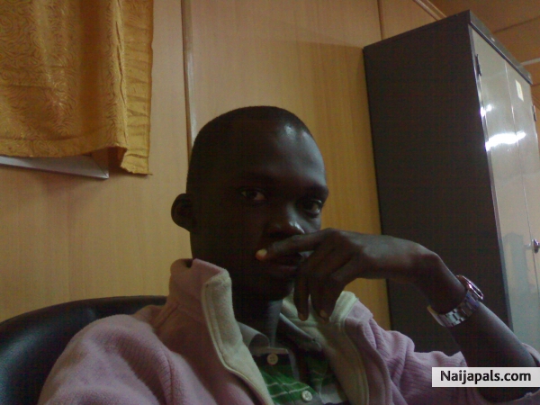 in da office - click for next photo