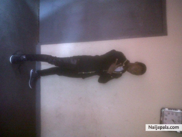  - click for next photo