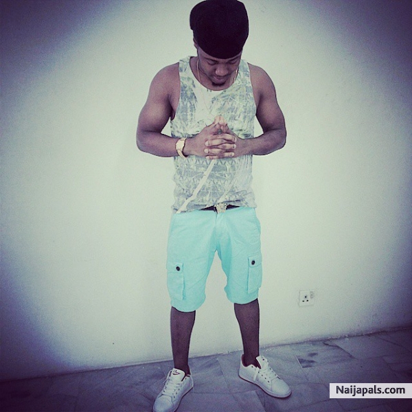  - click for next photo
