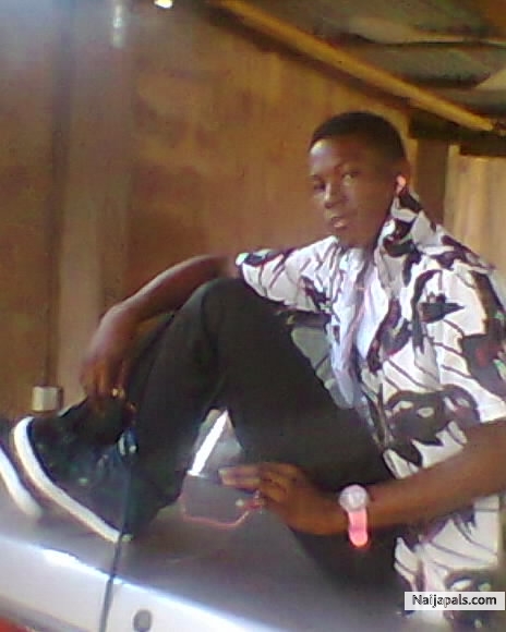  - click for next photo