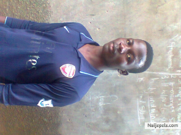 Makaay - click for next photo