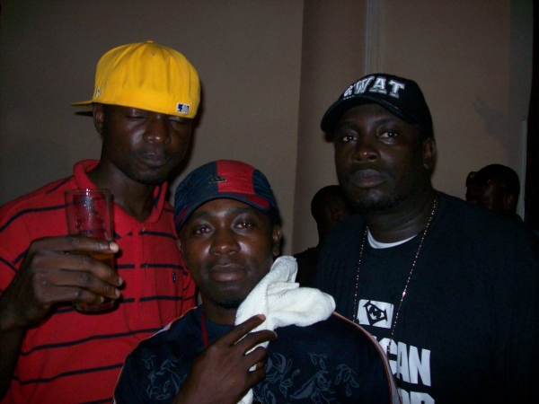 Jonah ' D' Monarch, Moi n Mode Nine at Jimmy Jatts ' Jump Off' - click for next photo
