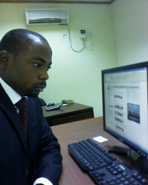  - click for next photo