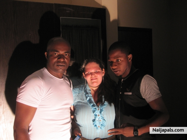 Right at d scene with Danzil - click for next photo