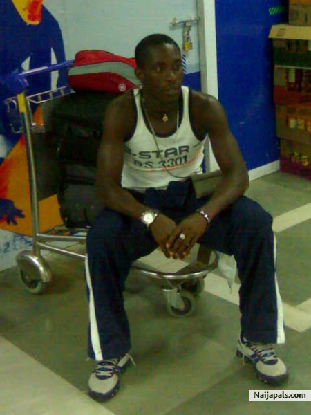  - click for next photo