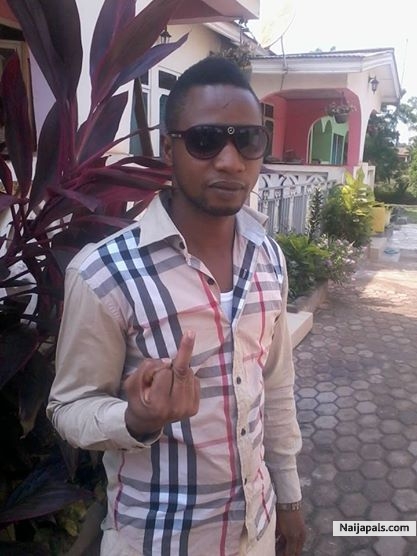  - click for next photo