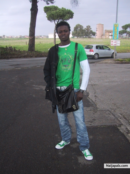  - click for next photo